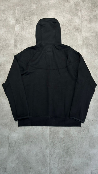 NIKE TECH
